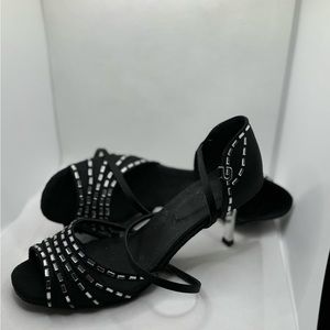 Black & Silver Kitten Heel